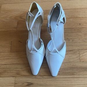 NIB! Off White Pointed T-Strap Heels